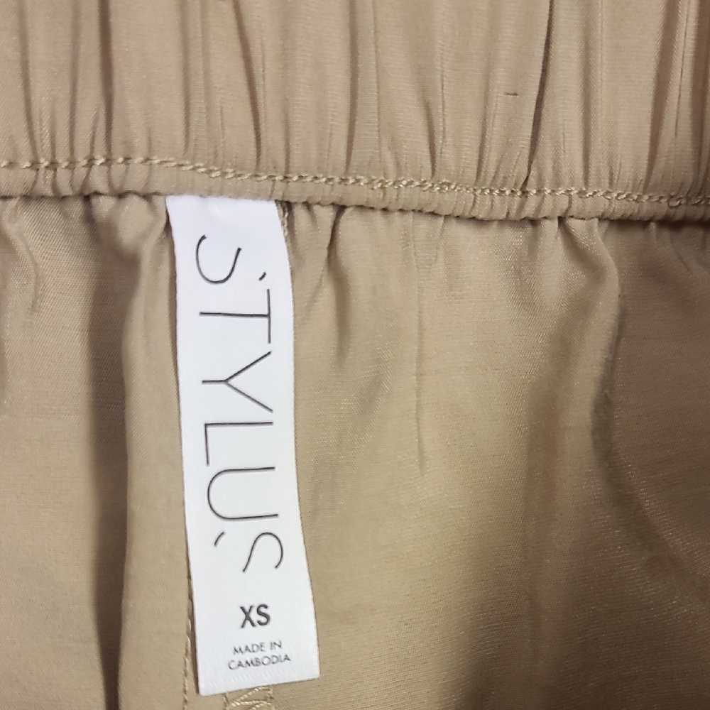 Stylus Tan Drawstring Shorts - Picture 2 of 7